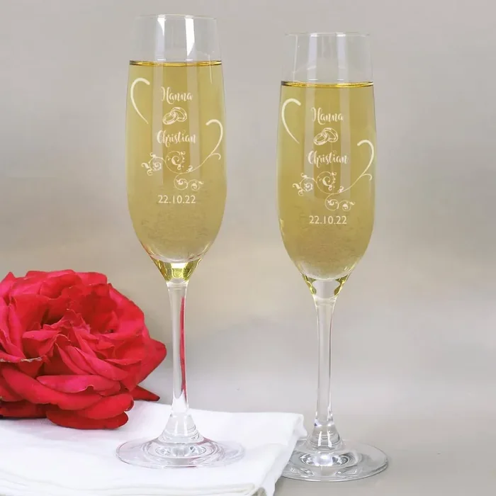 2 Sektgläser für das Brautpaar graviert mit wunderschönem Ornament