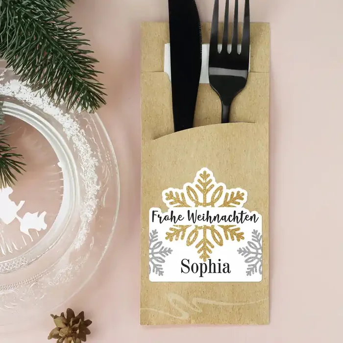 Bestecktüte mit Schneeflockenmotiv und persönlichem Etikett