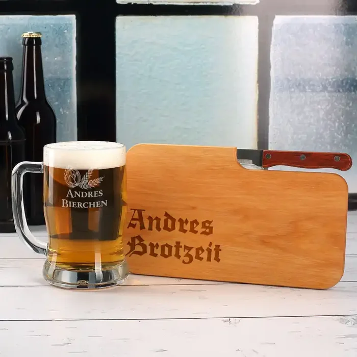 Frühstücksset für Männer mit graviertem Bierglas und Brettchen