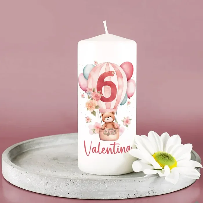 Geburtstagskerze für Kinder mit Teddy im Heißluftballon, Blumen und Name